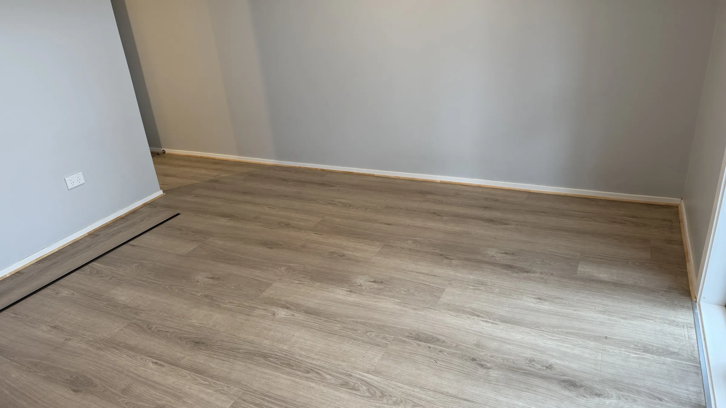 270-10 laminate across a freshly painted room at Prictor Road, Wellsford