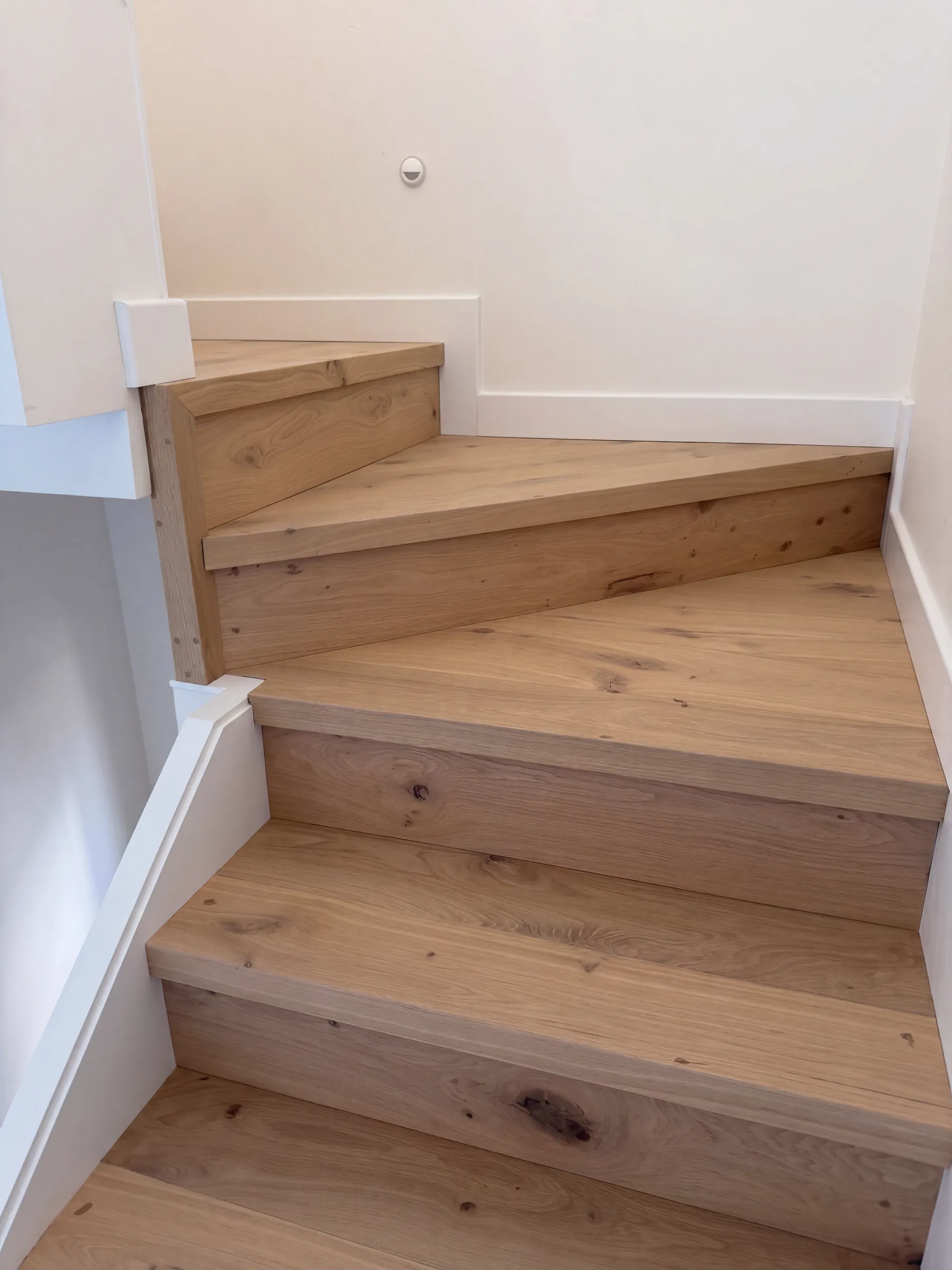 Winder treads in ATS Timber Light Oak turning a corner